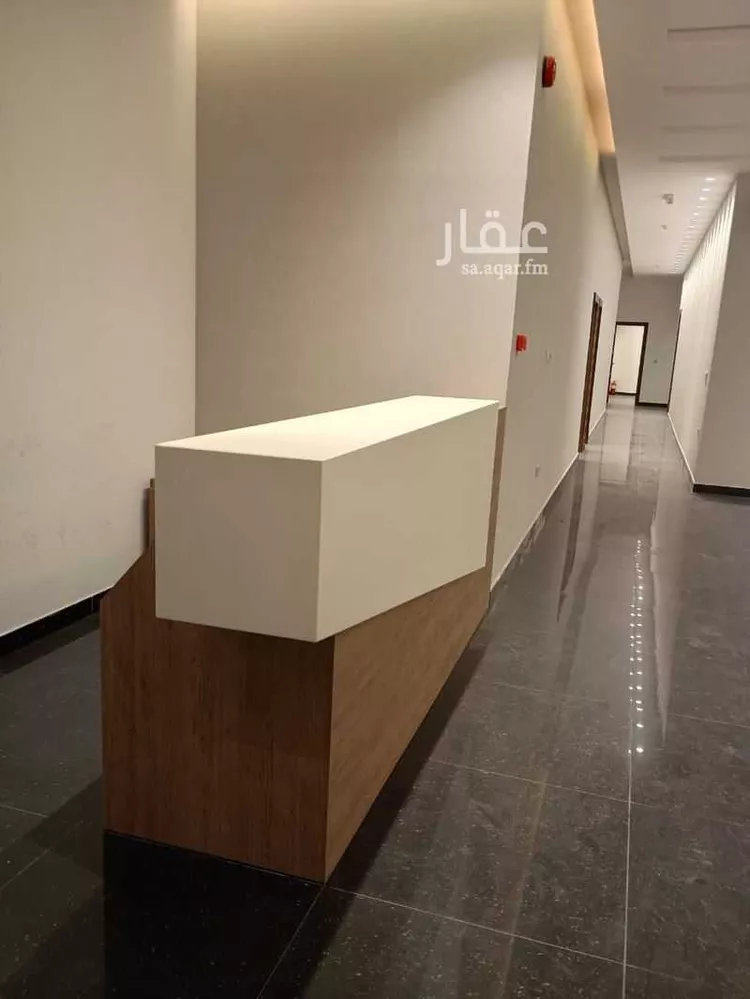 مكتب تجاري للإيجار في شارع التخصصي, حي المعذر الشمالي, مدينة الرياض, منطقة الرياض