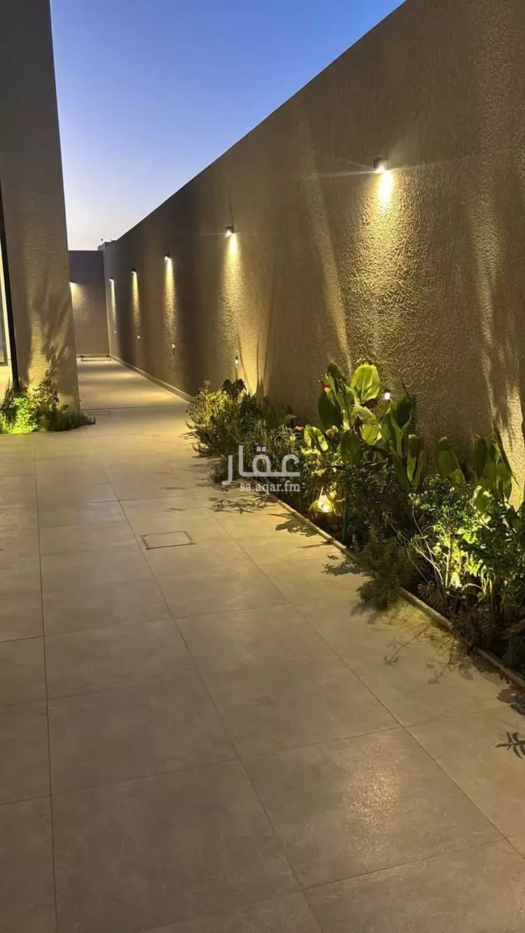 فيلا للبيع في شارع محمد بن عبدالله المعافري, حي المهدية, مدينة الرياض, منطقة الرياض صورة 5