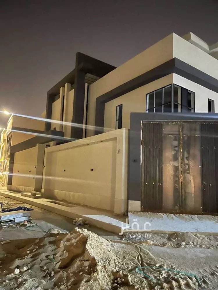فيلا للبيع في شارع إسماعيل بن أبي الغنائم, حي المهدية, مدينة الرياض, منطقة الرياض صورة 2