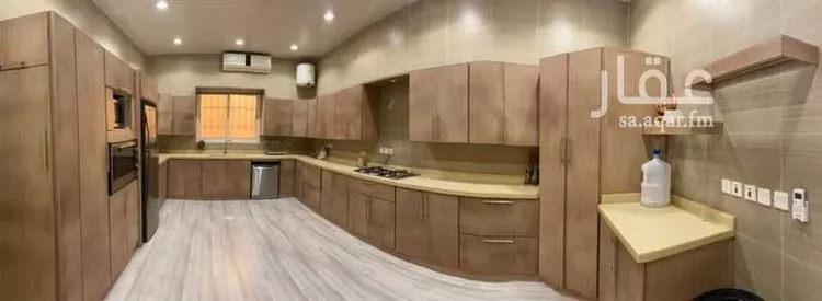فيلا للبيع في شارع علي ابن حسن الشويطر, حي المهدية, مدينة الرياض, منطقة الرياض 1 صورة
