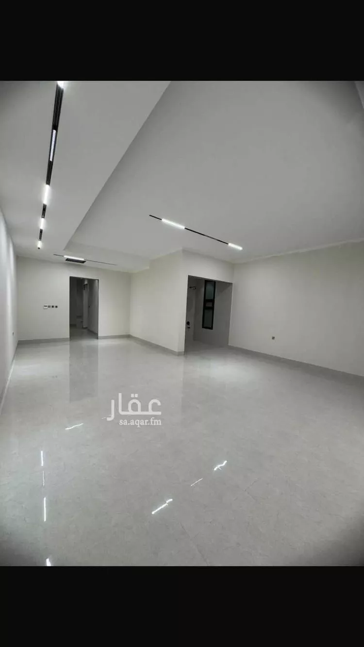 فيلا للبيع في شارع إسماعيل بن أبي الغنائم, حي المهدية, مدينة الرياض, منطقة الرياض صورة 4