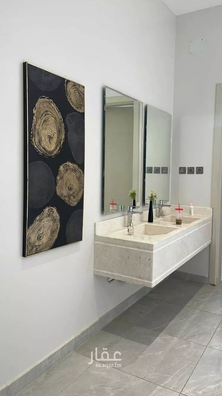 دور للبيع في شارع على عبدالله الحصين, حي الفلاح, مدينة بريدة, منطقة القصيم صورة 2