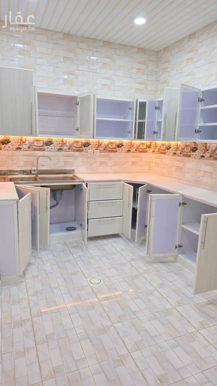 شقة للإيجار في شارع 39 الياقوت ، حي قرى آل غليظ ، روغ العاند ، منطقة عسير صورة 3