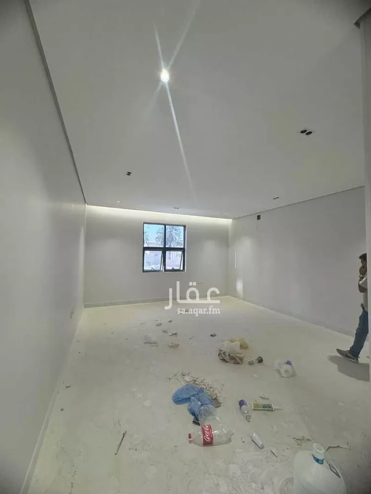 دور للبيع في شارع جندب بن كعب, حي الضباط, مدينة الرياض, منطقة الرياض صورة 4