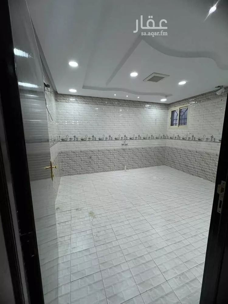 فيلا للبيع في شارع منجد, حي شبرا, مدينة الرياض, منطقة الرياض صورة 5