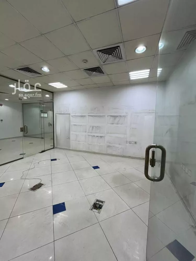 عمارة للإيجار في شارع علي ابن ابي طالب الفرعي, حي الفيصلية, مدينة الرياض, منطقة الرياض صورة 2
