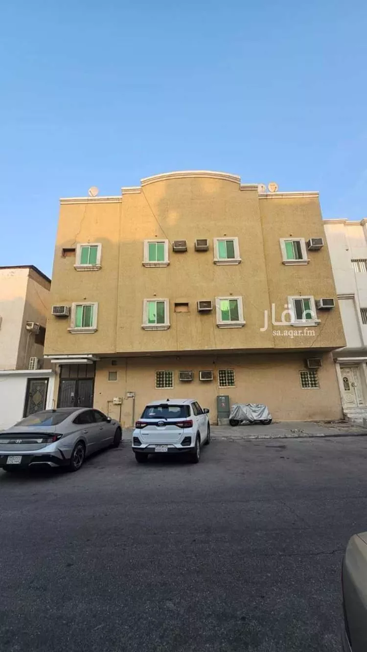 عمارة للبيع في شارع المجمعه, حي الثقبة, مدينة الخبر, المنطقة الشرقية صورة 2