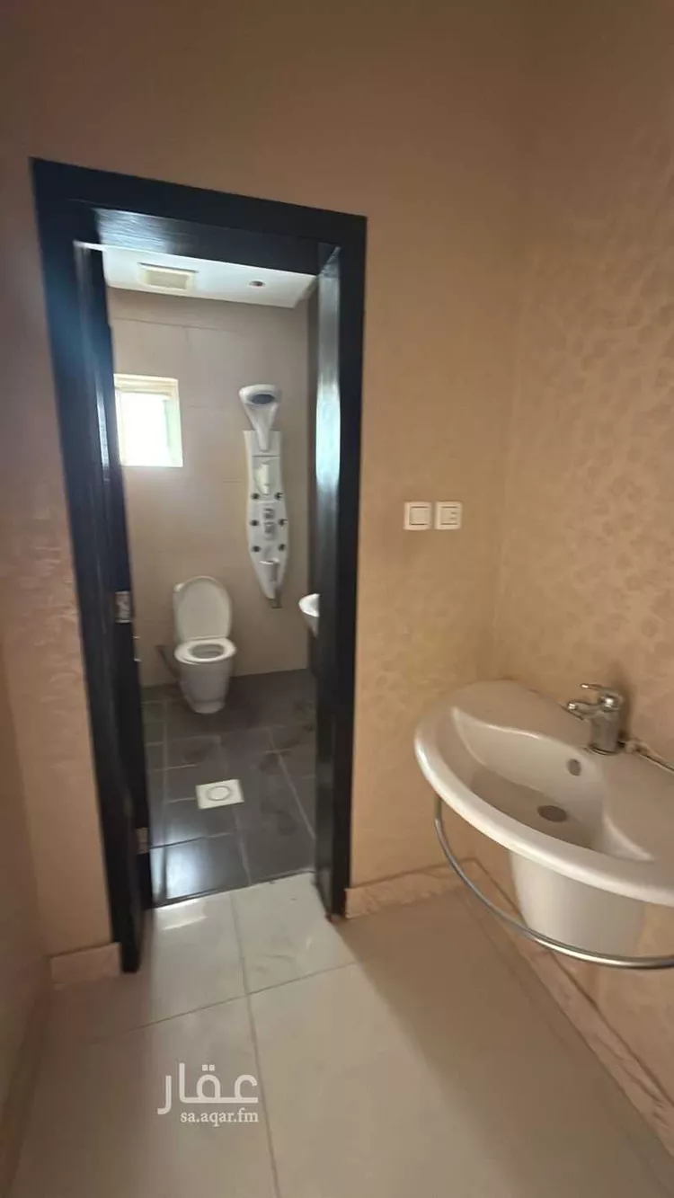 فيلا للبيع في حي الشاطئ الغربي, مدينة الدمام, المنطقة الشرقية صورة 4