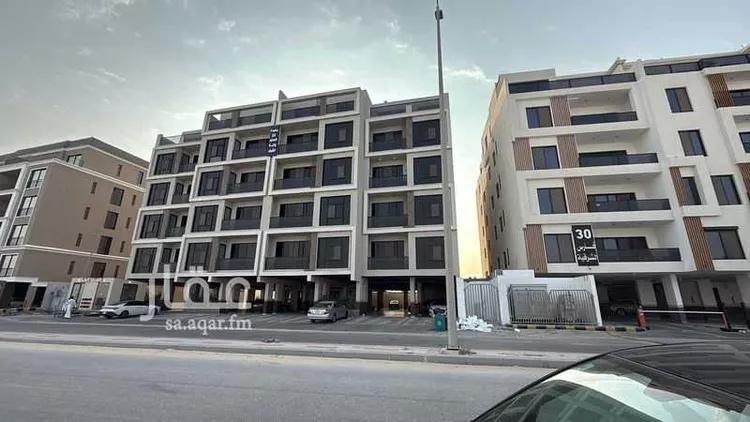 شقة للإيجار في شارع الاصول, حي البحر, مدينة الخبر, المنطقة الشرقية صورة 2