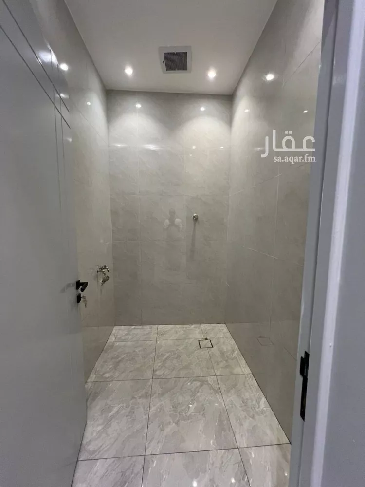 شقة للبيع في شارع النجمه, حي الحزم, مدينة الرياض, منطقة الرياض صورة 4