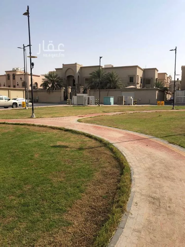 فيلا للبيع في شارع ابو الحسن الكمال, حي الرويضة, الهفوف‎ صورة 4