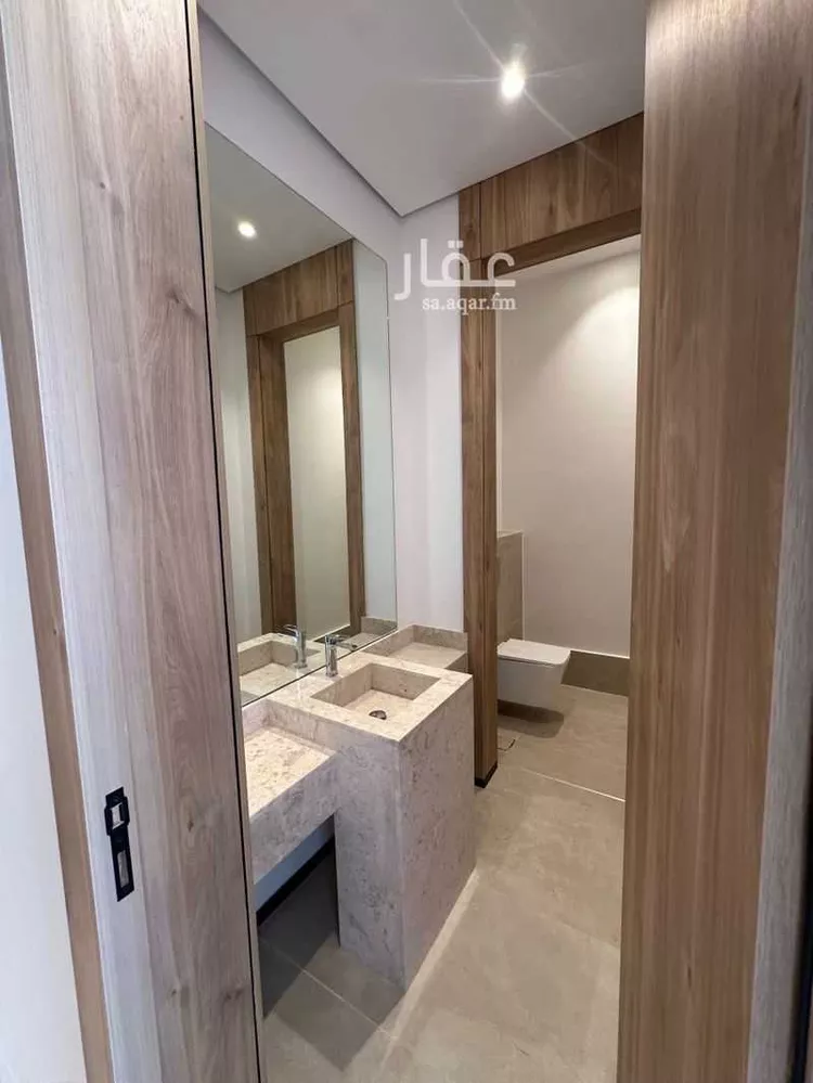 دور للبيع في شارع رقم 289, حي الملقا, مدينة الرياض, منطقة الرياض 12