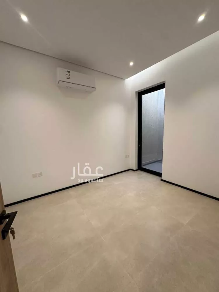 دور للبيع في شارع رقم 289, حي الملقا, مدينة الرياض, منطقة الرياض 19