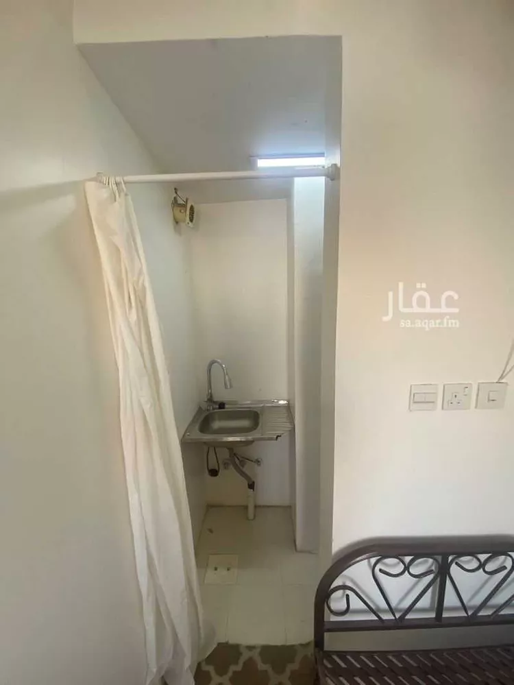 غرفة للإيجار في شارع خليل الصنهاجي ، حي المهدية ، الرياض ، منطقة الرياض 7