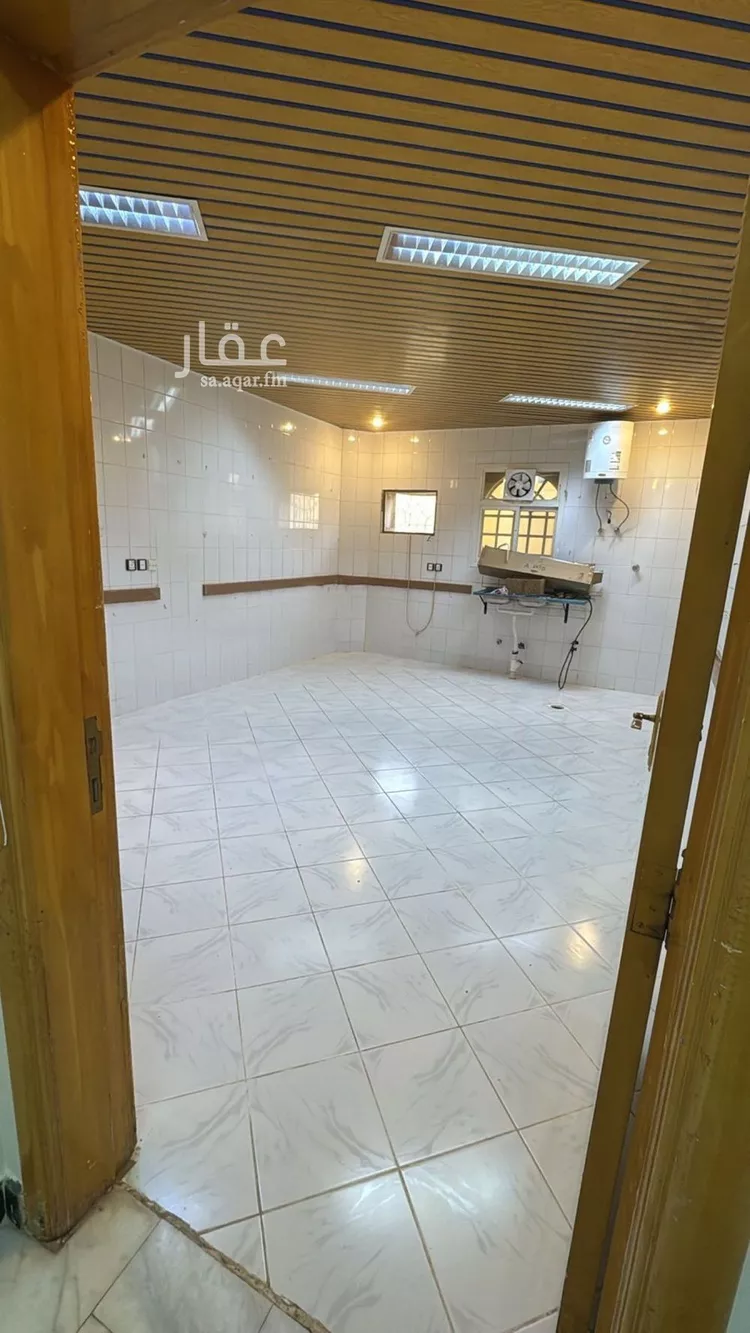 دور للإيجار في شارع معضد بن خرصان الشامري, حي شبرا, مدينة الرياض, منطقة الرياض صورة 4