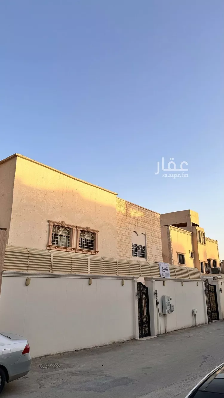 فيلا للبيع في شارع زين الدين أبي الفتح, حي السويدي, مدينة الرياض, منطقة الرياض صورة 2