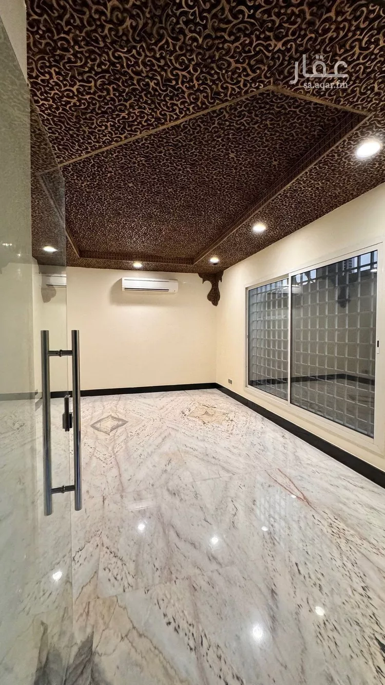 فيلا للإيجار في شارع البزوري, حي شبرا, مدينة الرياض, منطقة الرياض صورة 5