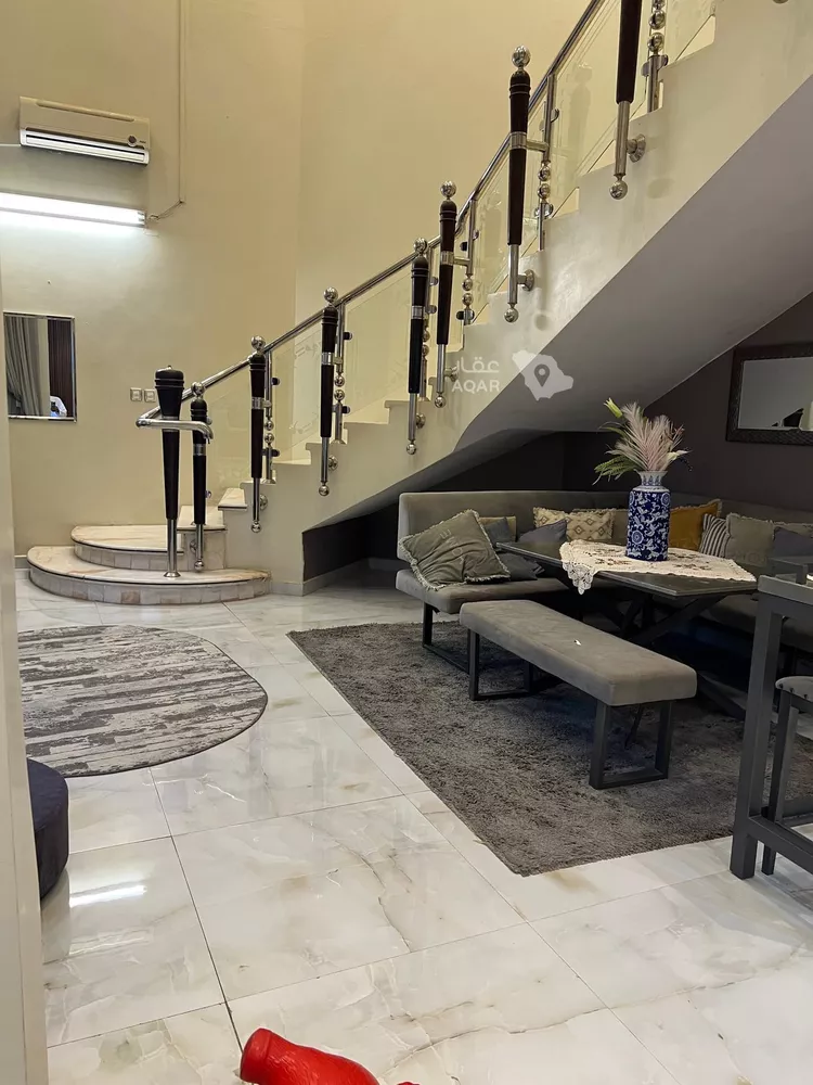 Villa for Sale in Riyadh Shubra 7