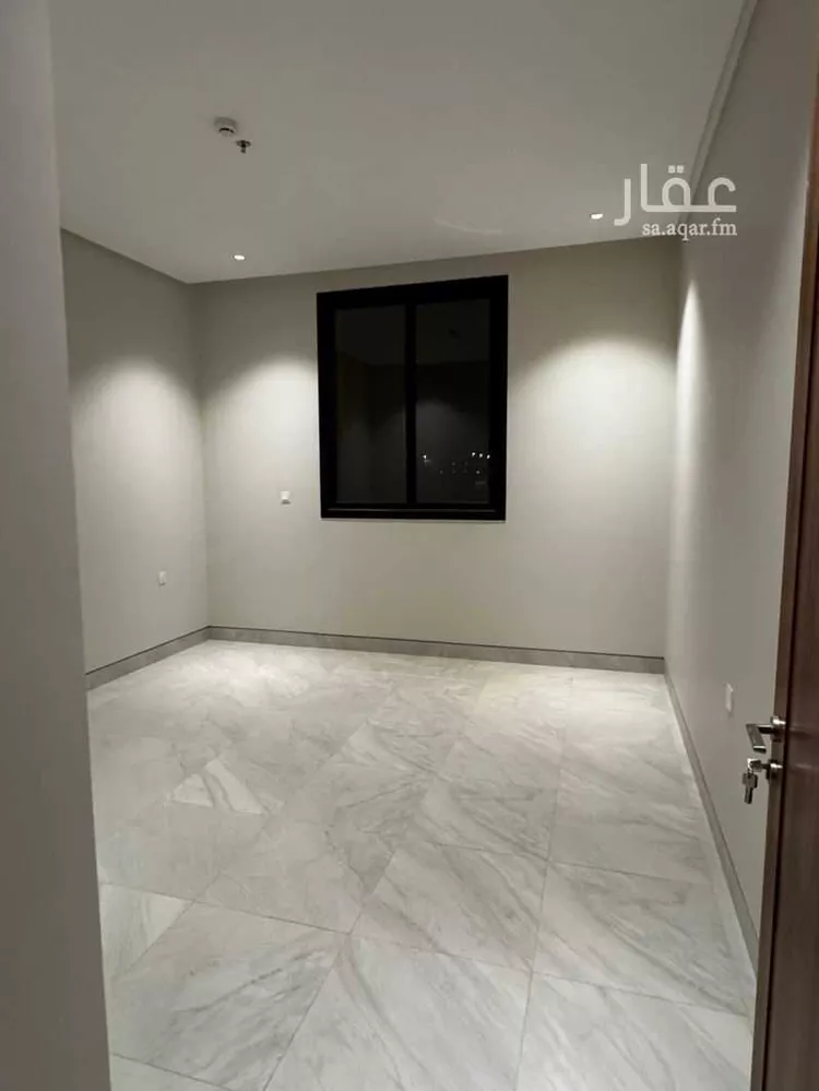شقة للإيجار في شارع طارق بن شهاب, حي العارض, مدينة الرياض, منطقة الرياض 7