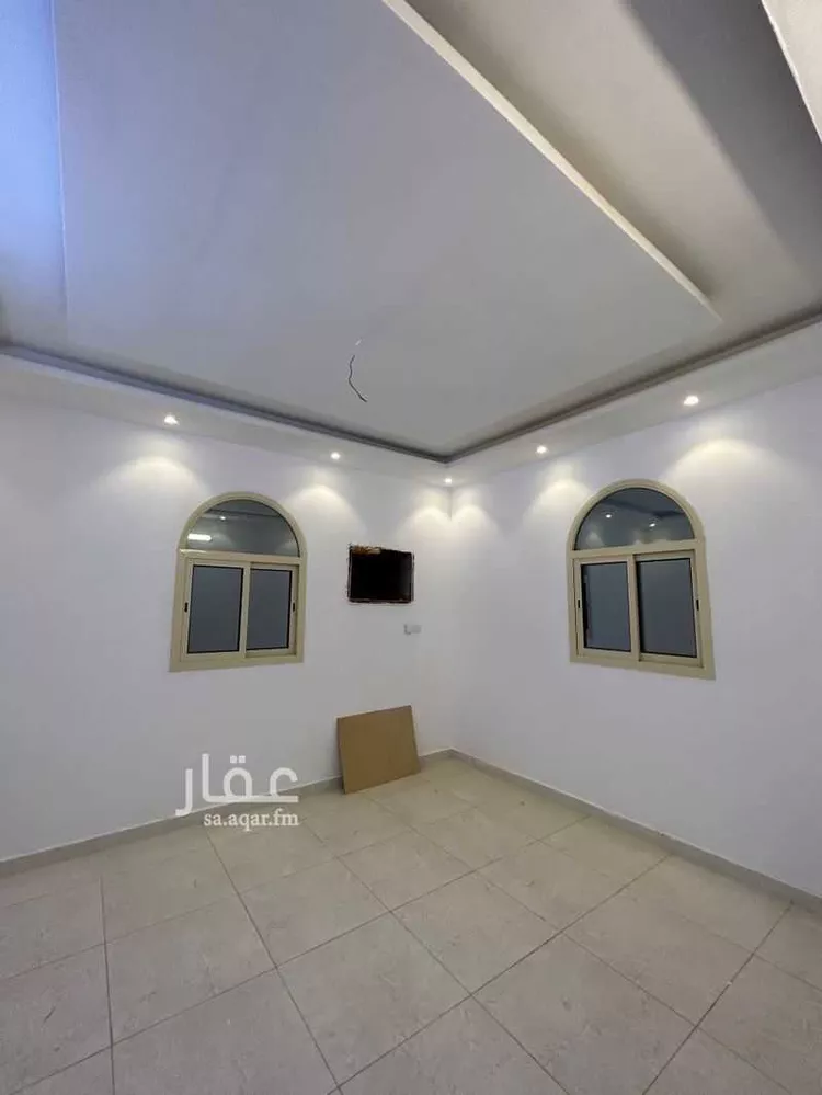 شقة للإيجار في شارع شارع الأمير فيصل بن فهد, حي المطار, مدينة جازان, منطقة جازان صورة 3
