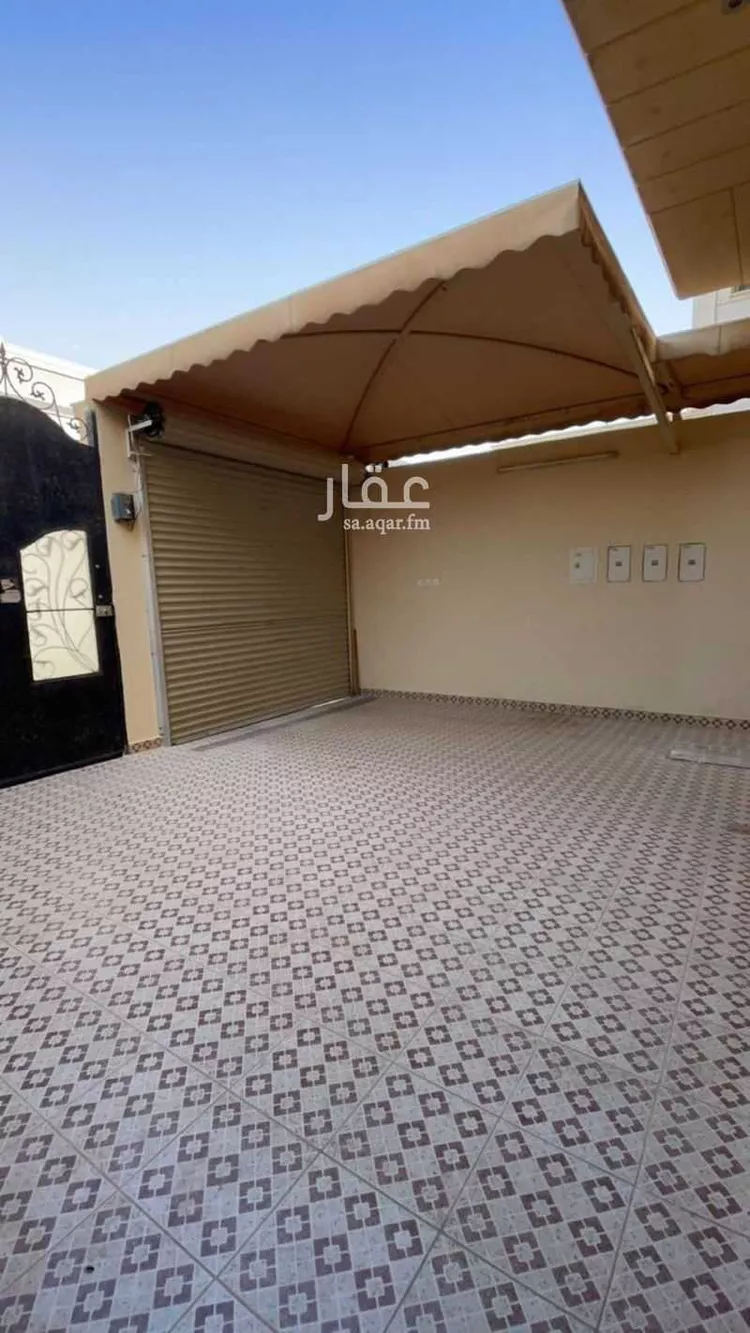 فيلا للإيجار في شارع حيفا, حي ظهرة لبن, مدينة الرياض, منطقة الرياض صورة 2