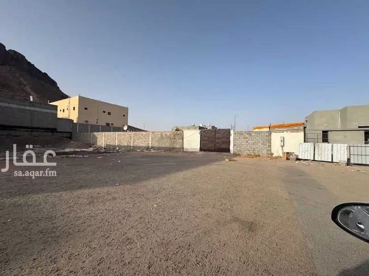 Rest House for Sale in Medina Warqan