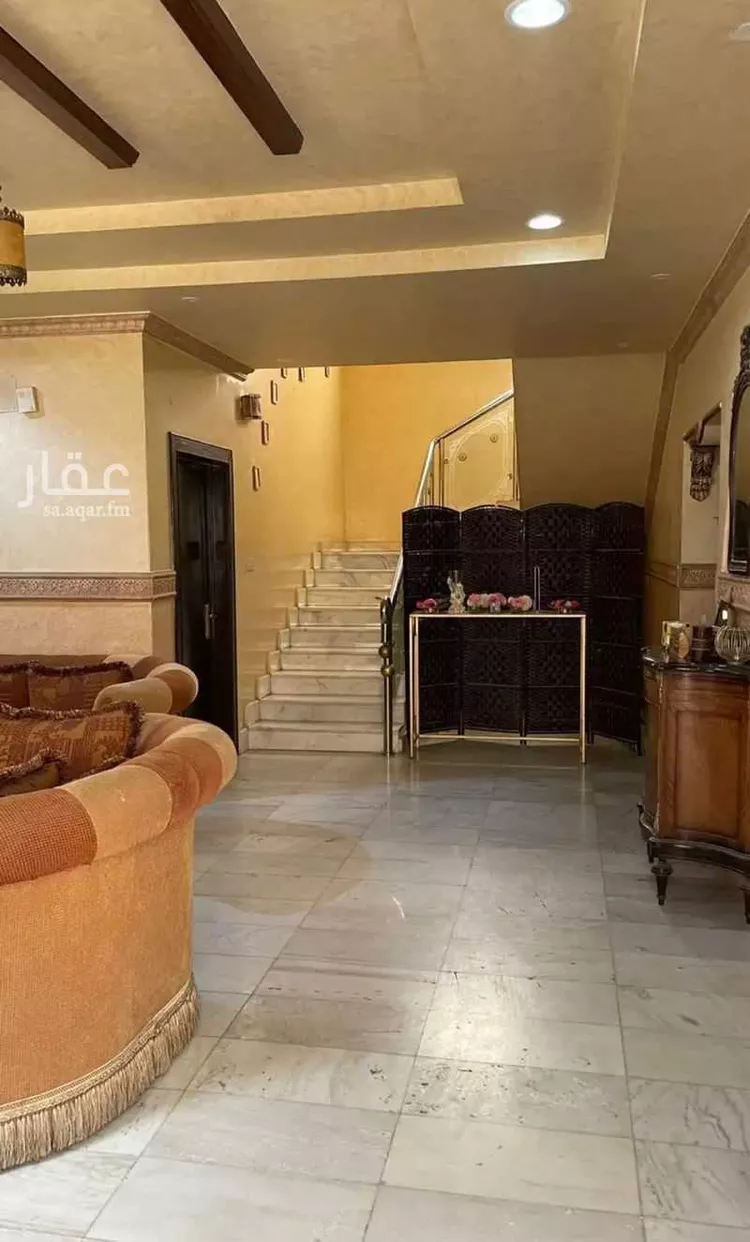 فيلا للبيع في شارع الحبطة, حي شبرا, مدينة الرياض, منطقة الرياض صورة 2