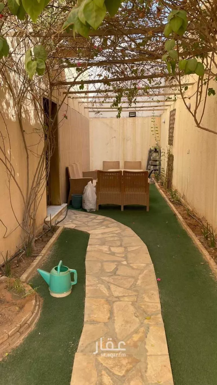 فيلا للبيع في شارع الحبطة, حي شبرا, مدينة الرياض, منطقة الرياض صورة 2