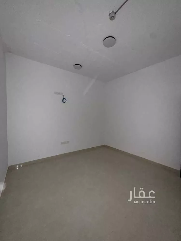 مستودع للإيجار في حي النظيم, مدينة الرياض, منطقة الرياض 8