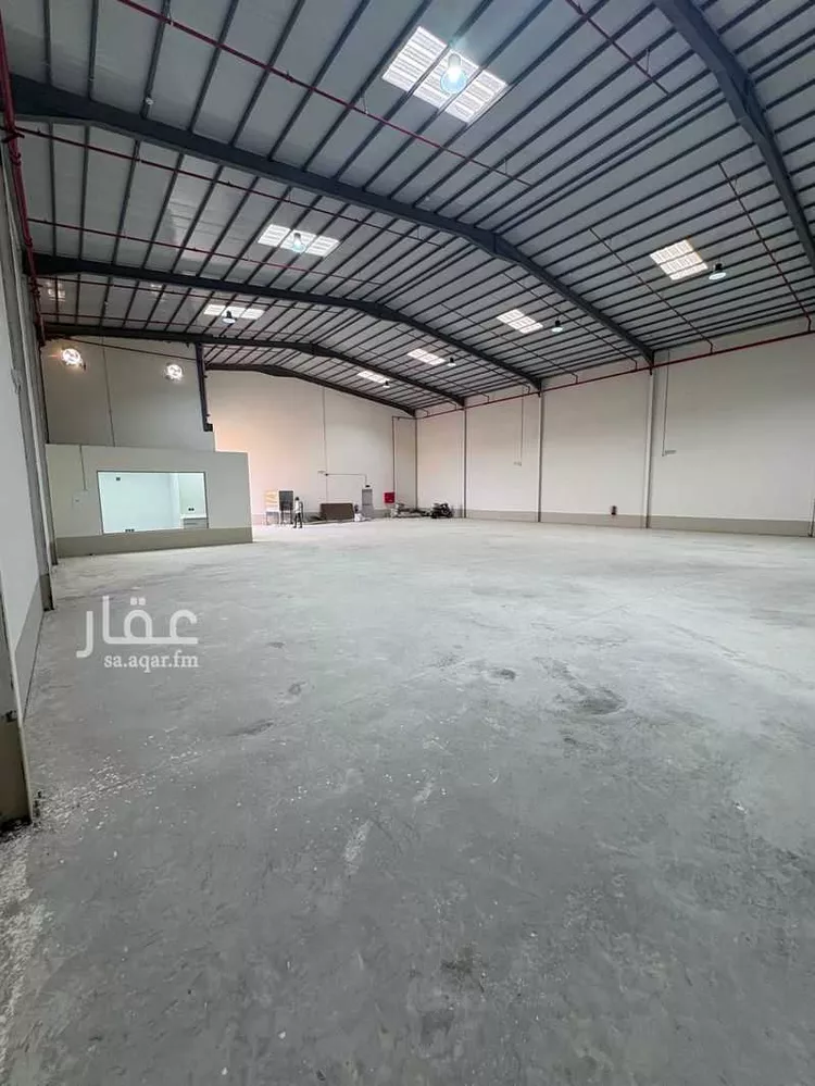 مستودع للإيجار في حي النظيم, مدينة الرياض, منطقة الرياض 8