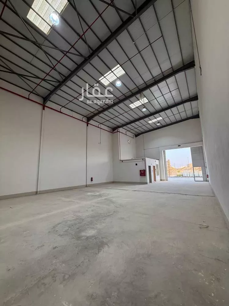 مستودع للإيجار في حي النظيم, مدينة الرياض, منطقة الرياض 8