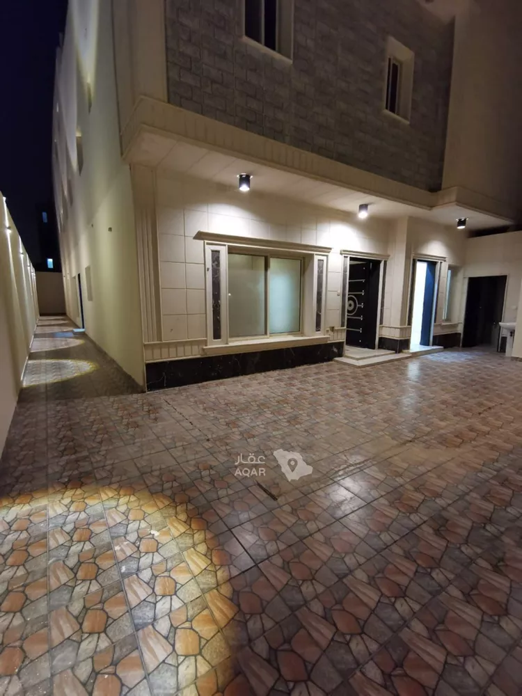 Floor for Rent in Riyadh Al Arid 6