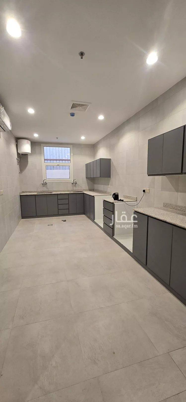 عمارة للإيجار في شارع طارق بن شهاب, حي العارض, مدينة الرياض, منطقة الرياض صورة 3