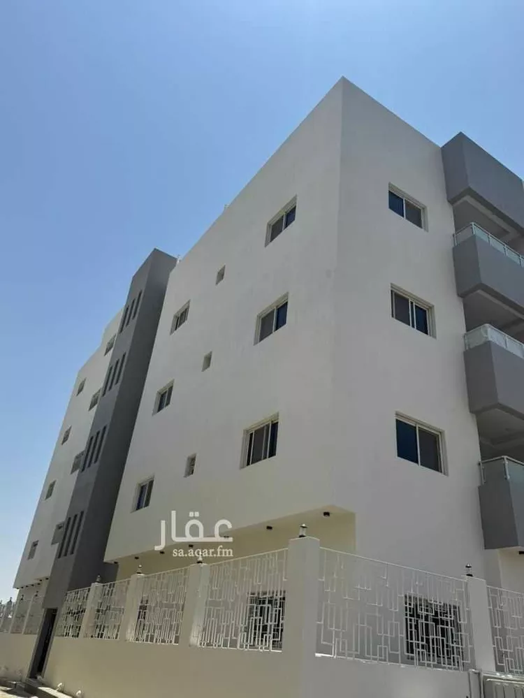 عمارة للبيع في شارع يحيىى امان, حي المعزاب, مدينة خميس مشيط, منطقة عسير صورة 2