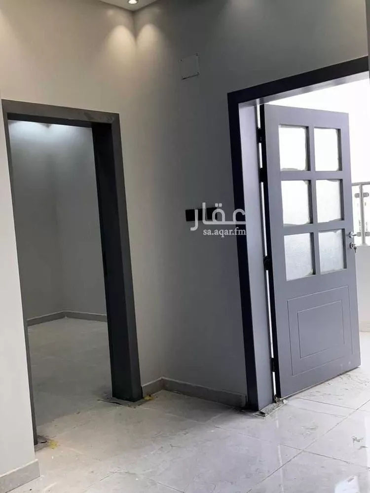 عمارة للبيع في شارع يحيىى امان, حي المعزاب, مدينة خميس مشيط, منطقة عسير صورة 4