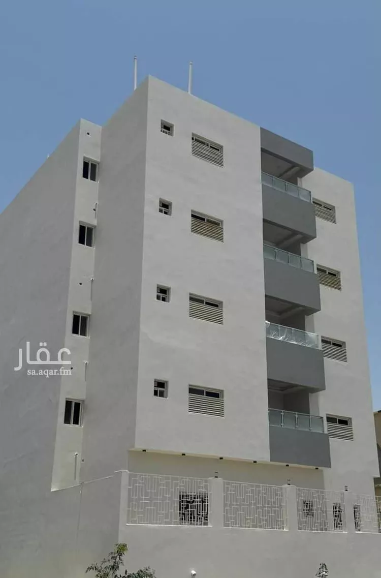 عمارة للبيع في شارع يحيىى امان, حي المعزاب, مدينة خميس مشيط, منطقة عسير
