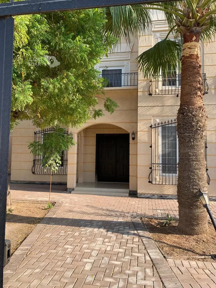فيلا للبيع في شارع الامير متعب بن عبدالعزيز, حي الشعلة, مدينة الدمام, المنطقة الشرقية