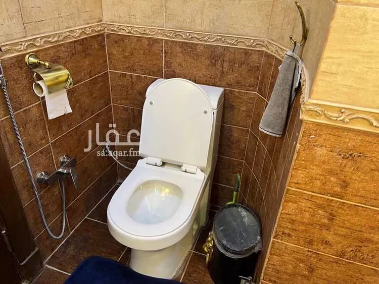 فيلا للإيجار في شارع ابن زيادة ، حي صلاح الدين ، الرياض ، منطقة الرياض صورة 5