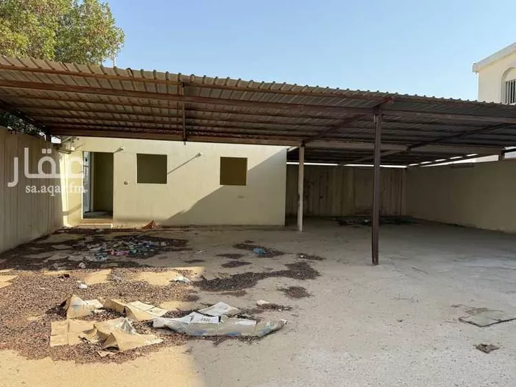 مستودع للإيجار في شارع الامير محمد بن فهد ، حي البندرية ، الهفوف‎ ، الاحساء