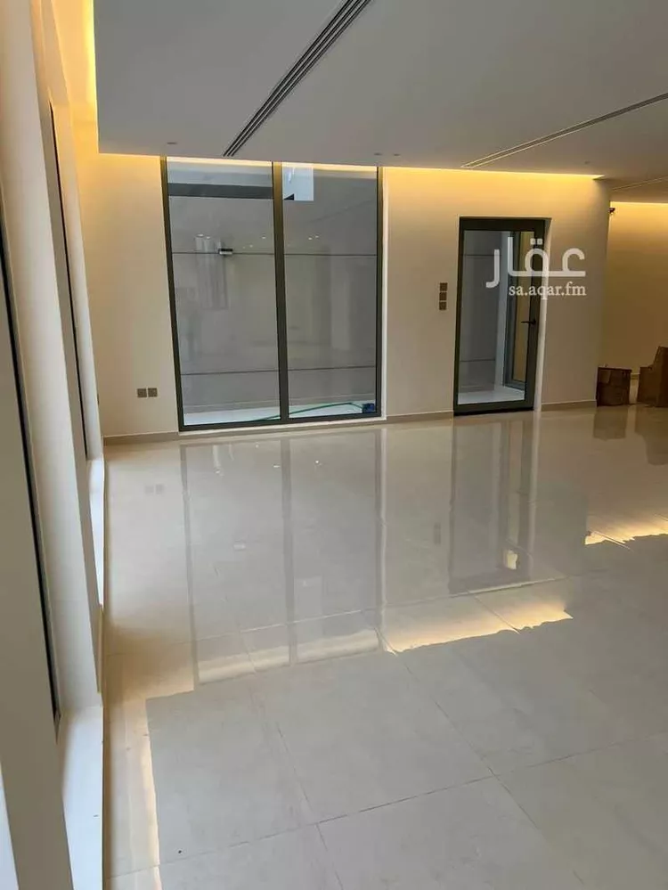 فيلا للبيع في شارع مسلم بن عبيدالله, حي العارض, مدينة الرياض, منطقة الرياض صورة 3