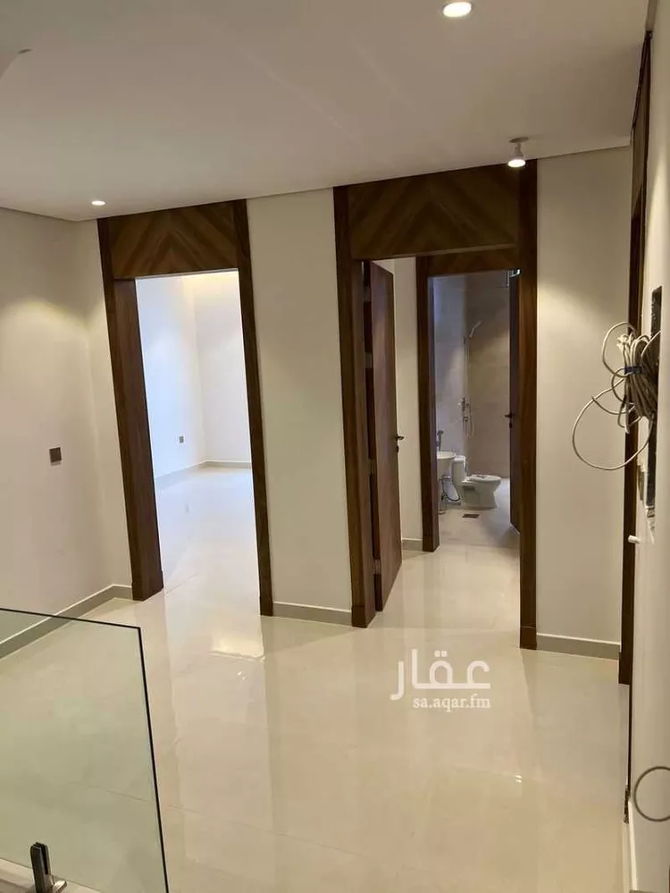 فيلا للبيع في شارع مسلم بن عبيدالله, حي العارض, مدينة الرياض, منطقة الرياض 12