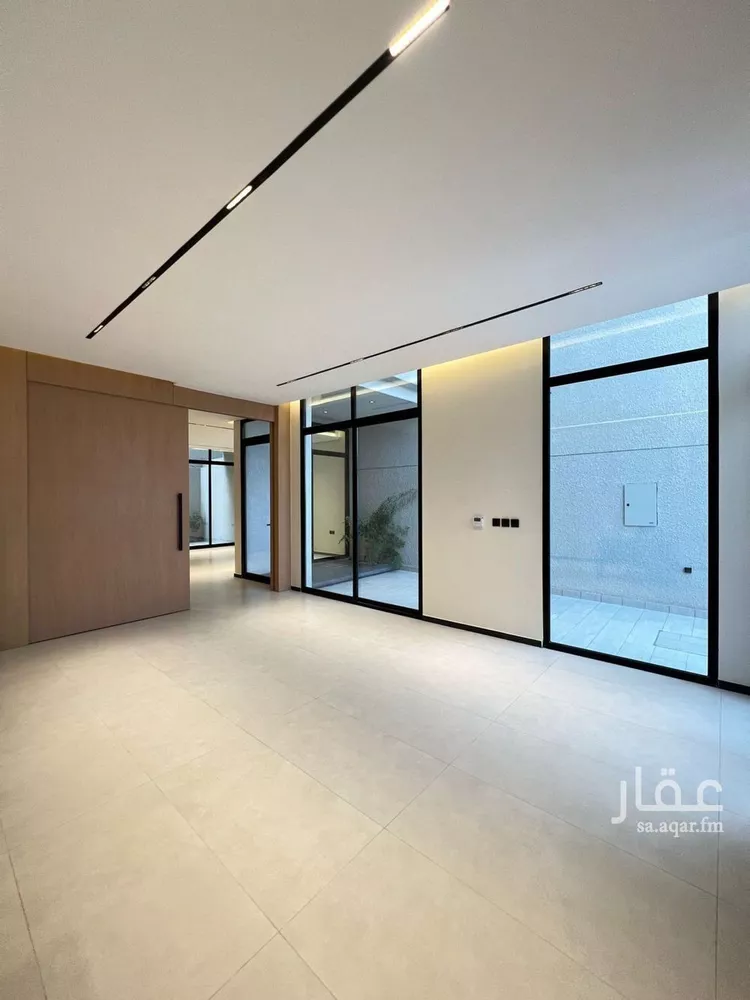 فيلا للبيع في شارع مالك بن أنس, حي النرجس, مدينة الرياض, منطقة الرياض صورة 2