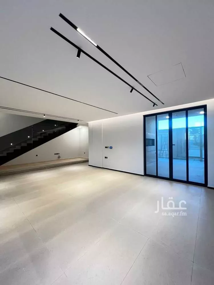 فيلا للبيع في شارع إبراهيم بن حسين بيري, حي العارض, مدينة الرياض, منطقة الرياض صورة 4