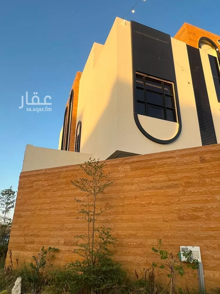 Floor for Sale in Riyadh Al Arid