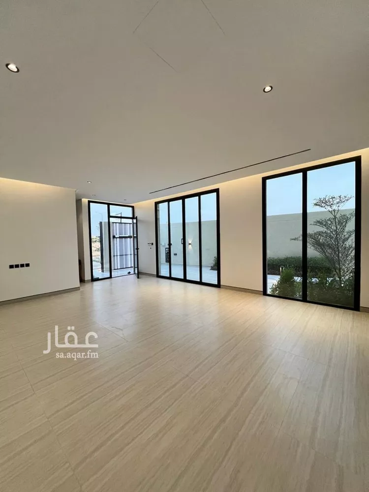 فيلا للبيع في شارع مساعد بن أحمد السديري, حي العارض, مدينة الرياض, منطقة الرياض صورة 4