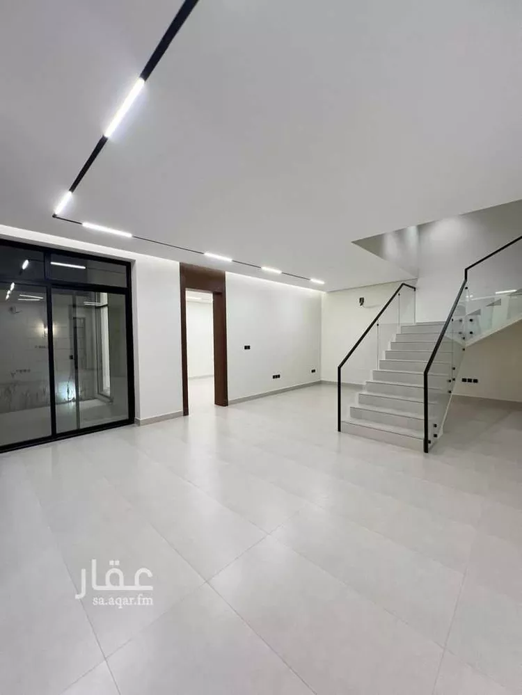 Villa for Sale in Riyadh Al Mahdiyah صورة 4