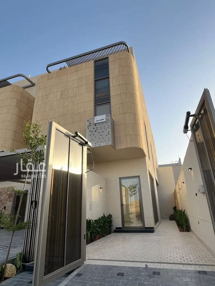 Floor for Sale in Riyadh Al Arid