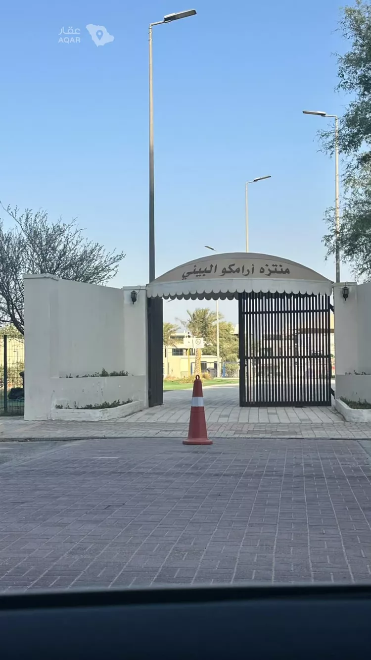 شقة للإيجار في شارع عبيد ابن ثعلبة, حي المنتزة, مدينة الدمام, المنطقة الشرقية