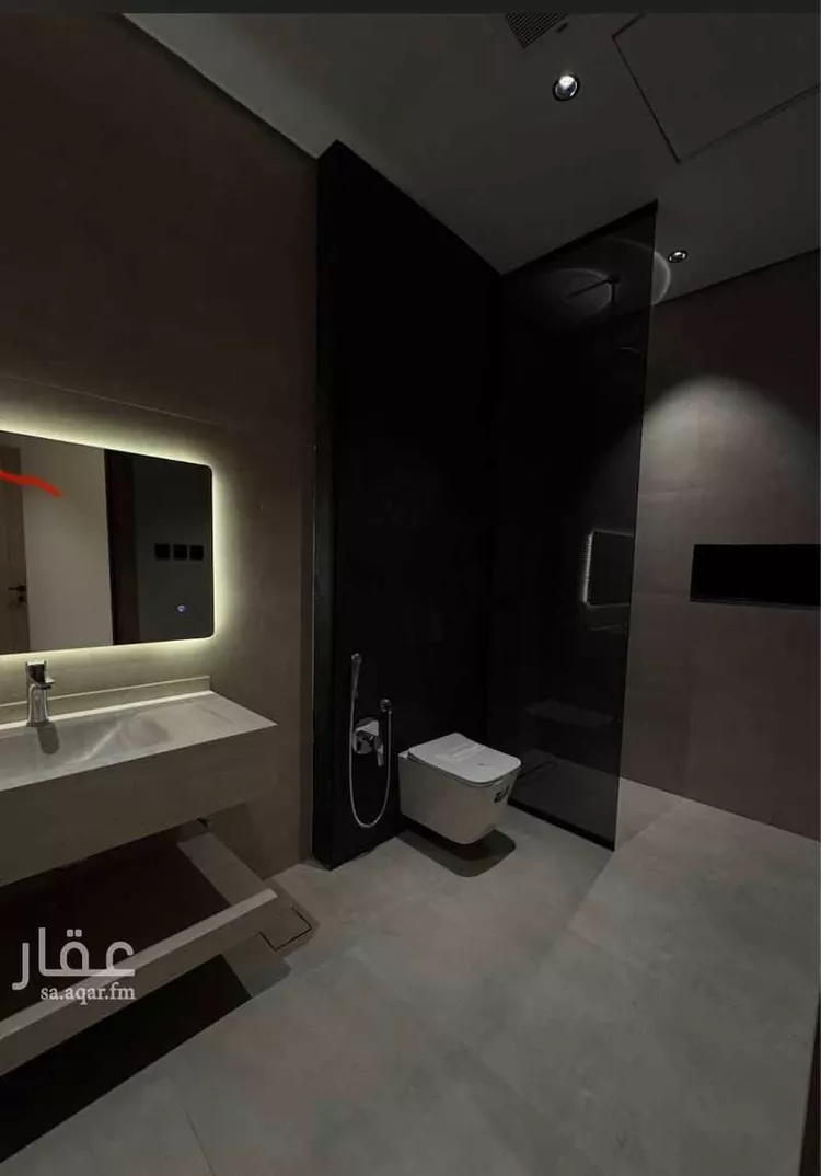 دور للبيع في شارع الحسن بن أحمد الجلال, حي العارض, مدينة الرياض, منطقة الرياض صورة 3