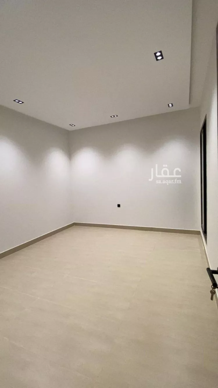 دور للبيع في شارع أبي الأشعث, حي الرمال, مدينة الرياض, منطقة الرياض 7